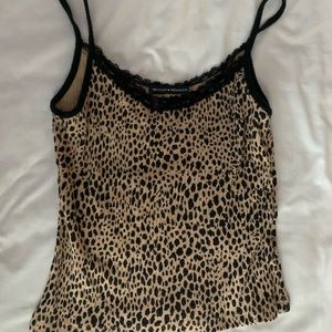 Brandy Melville Cropped Leopard Print Lace Hem Tank